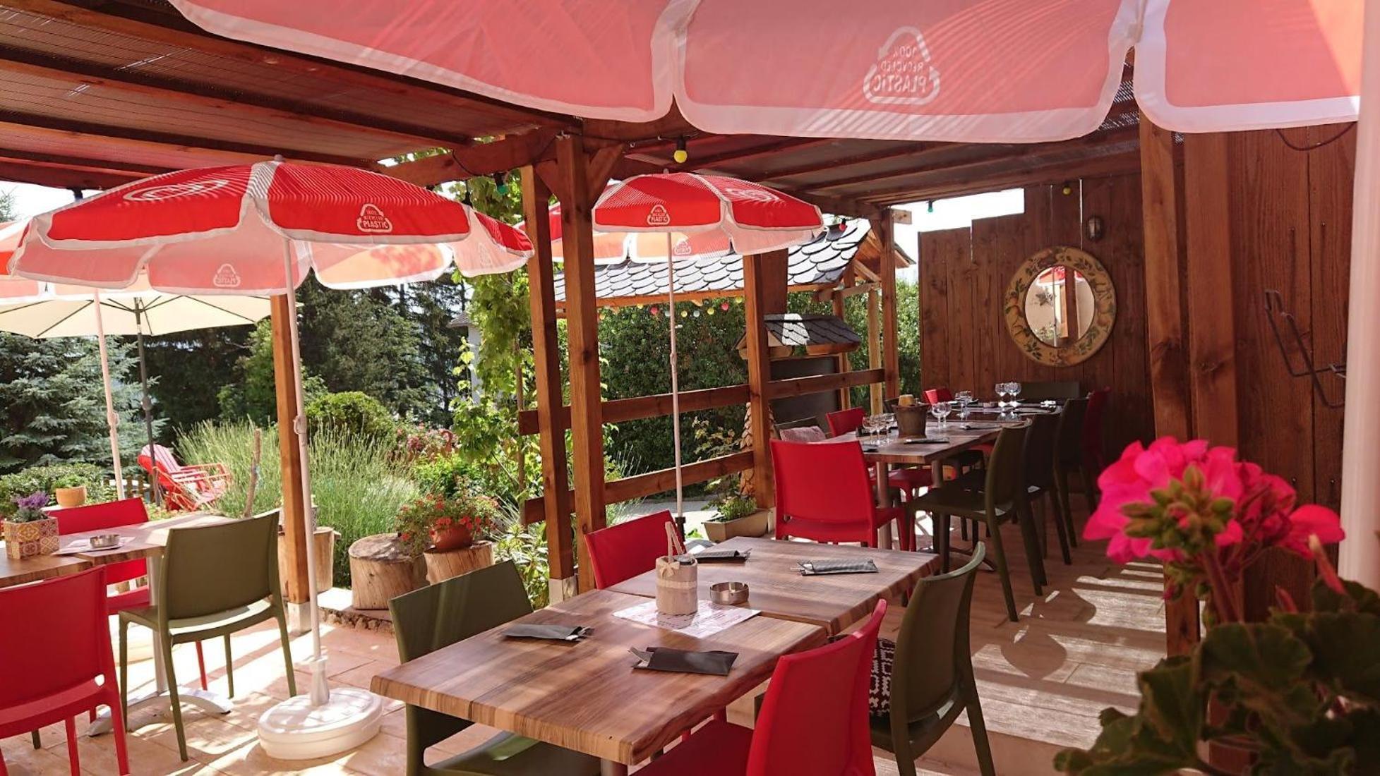 Le Sapin Rouge - Restaurant - Bar - Chambres D'Hotes Artigues (Aude) Exterior foto